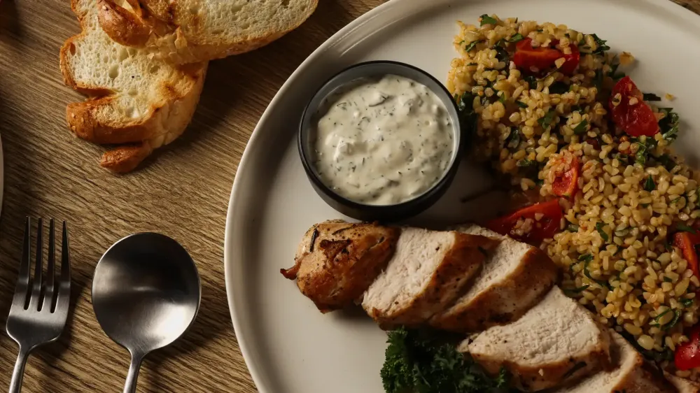 Куриная грудка на гриле с булгуром