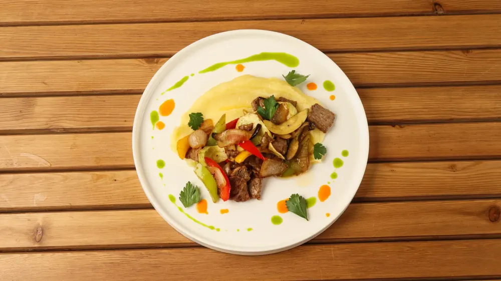 Жаренные овощи с мясом