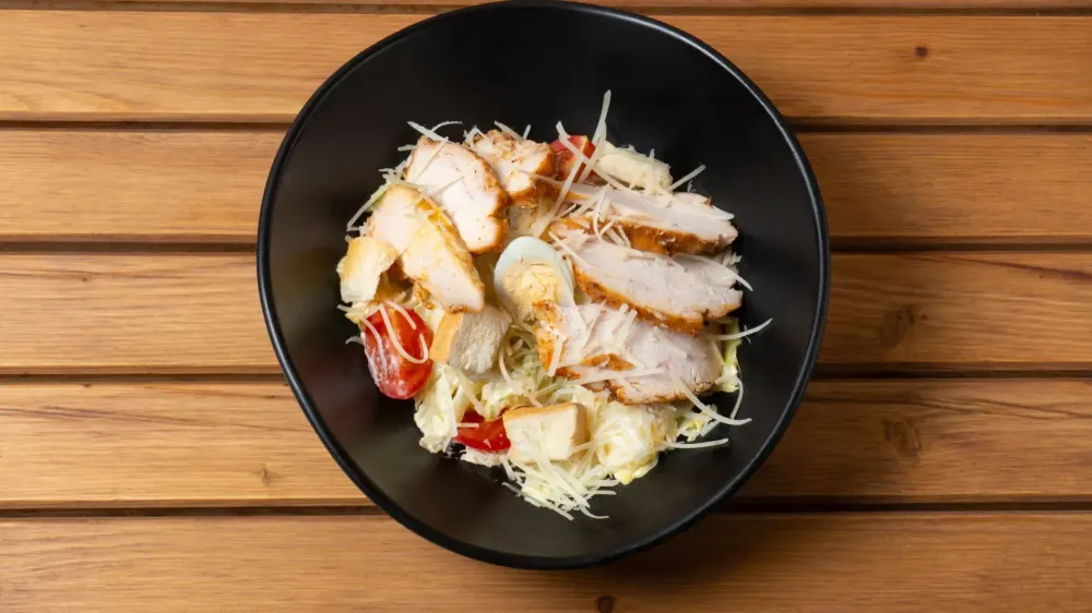 Цезарь с курицей